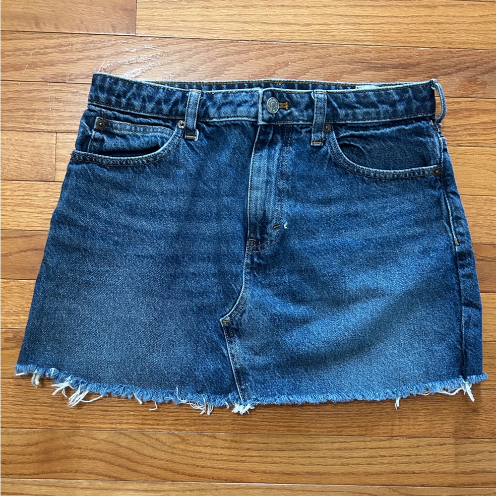 We the free Free People Denim Skirt Size 29 Blue Mini Raw Hem Summer